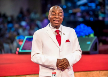 Don’t carry retirement mentality, Oyedepo tells Bishop Aremu @ valedictory service