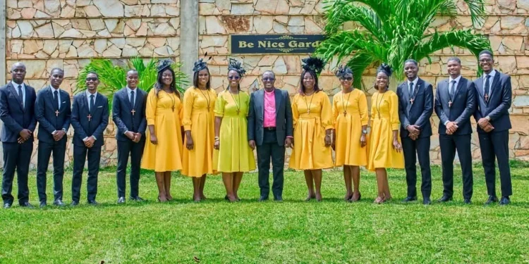 UD appoints 305 pastors, ordains 82 Reverends and graduates 2336 teenagers from Saved Church